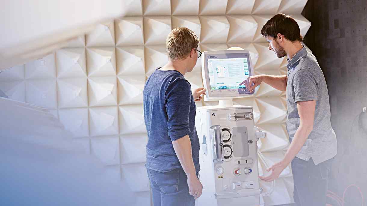 Centro de Tecnologia da Fresenius Medical Care, Schweinfurt, máquina de diálise 6008